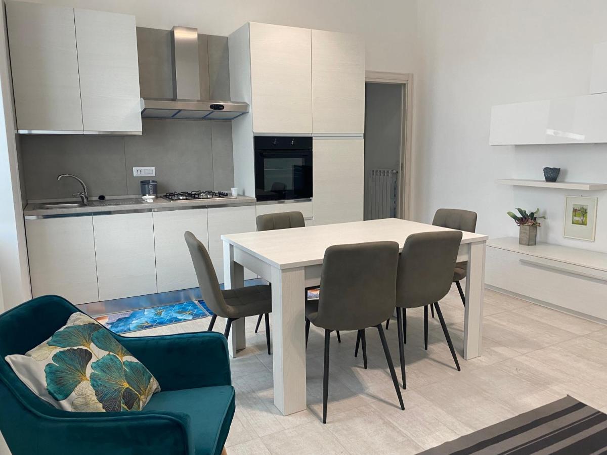Garden House Apartments In Napoli Eksteriør billede