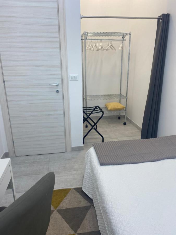 Garden House Apartments In Napoli Eksteriør billede