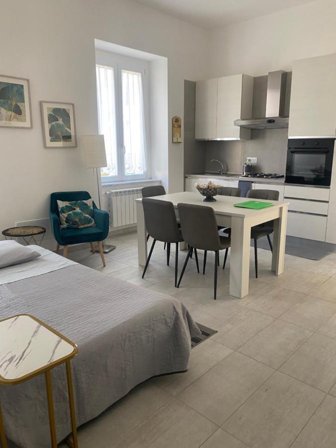 Garden House Apartments In Napoli Eksteriør billede
