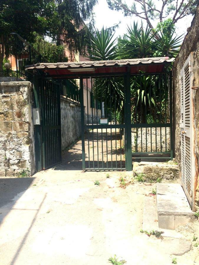 Garden House Apartments In Napoli Eksteriør billede