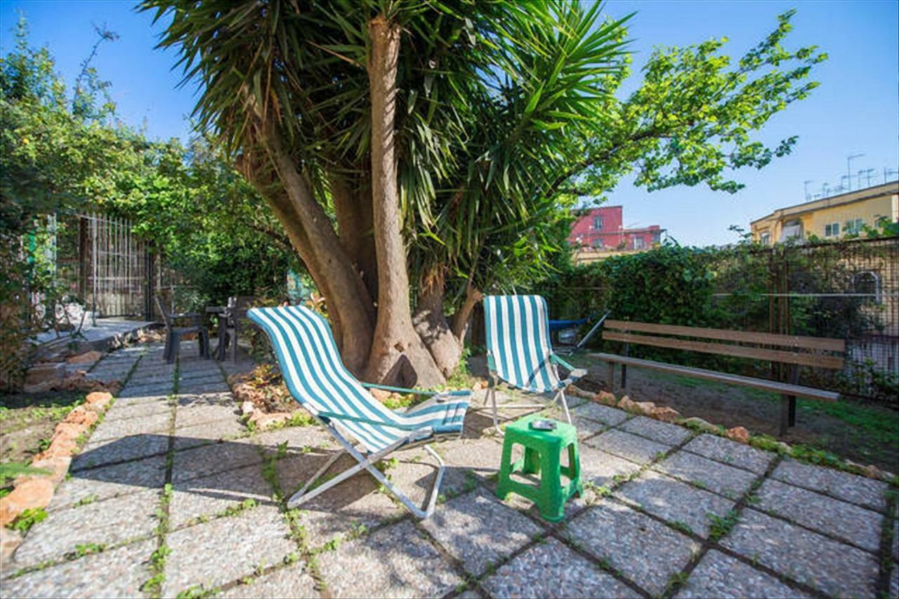 Garden House Apartments In Napoli Eksteriør billede